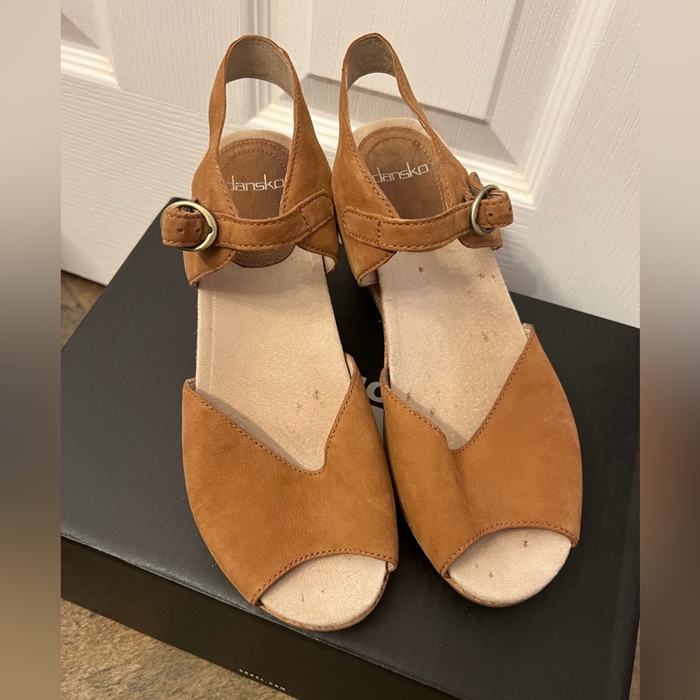 Dansko Peep Toe sandals size 40